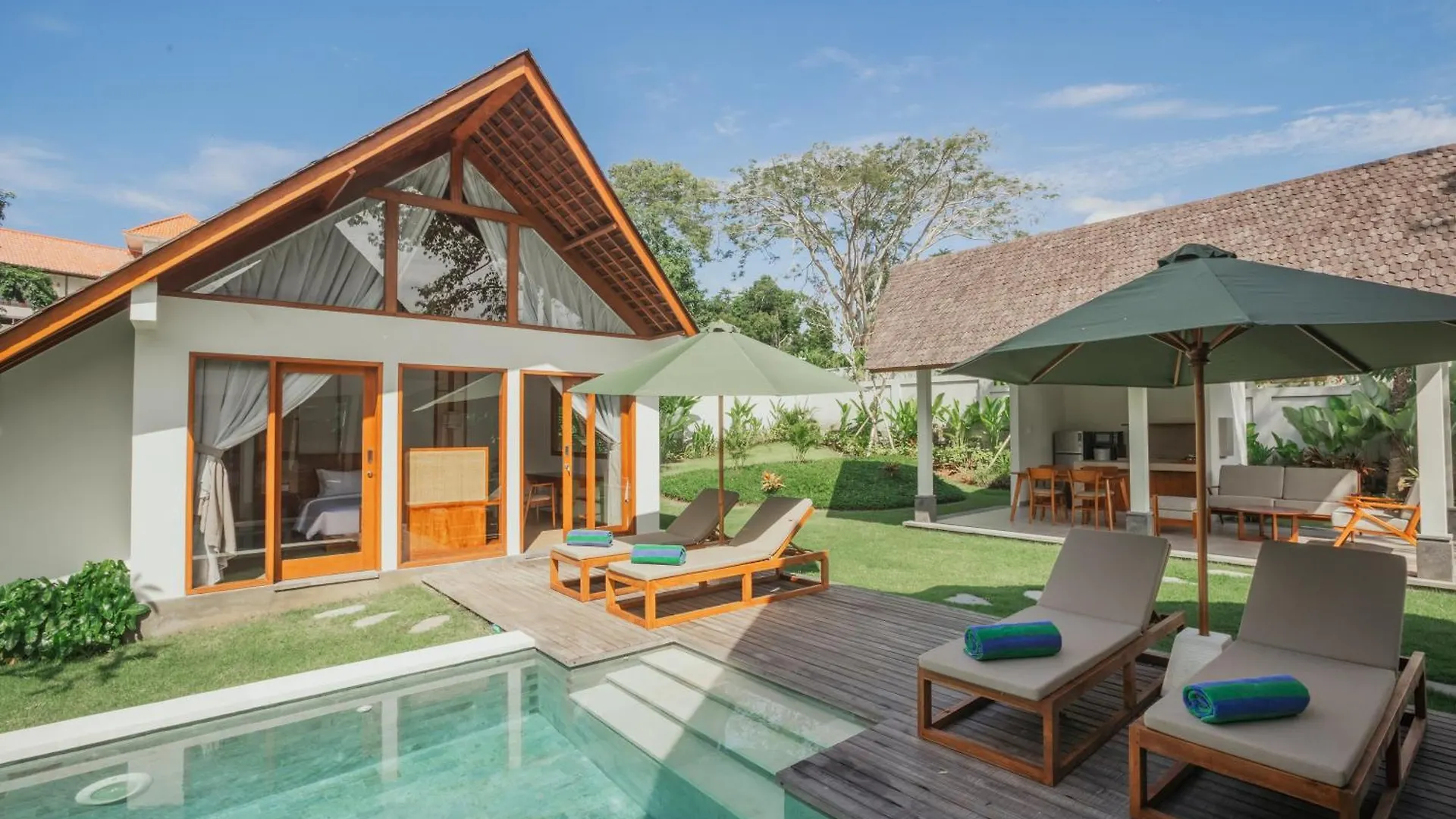 ג'ימבאראן Arpana Luxury Private Pool Villas