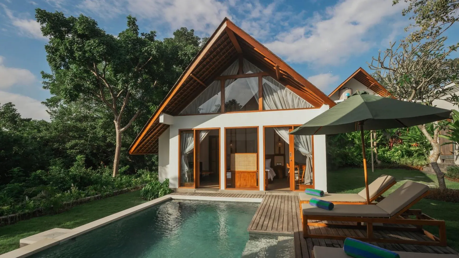 ג'ימבאראן Arpana Luxury Private Pool Villas